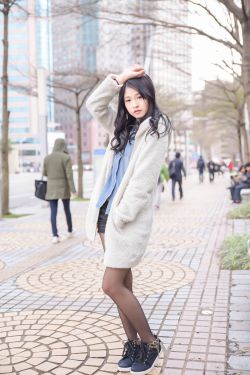 《爱很烂》