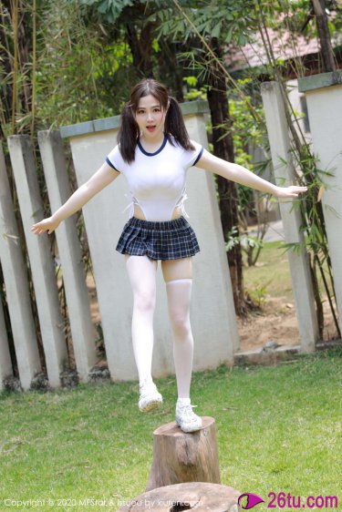 《色偷偷WWW.8888》